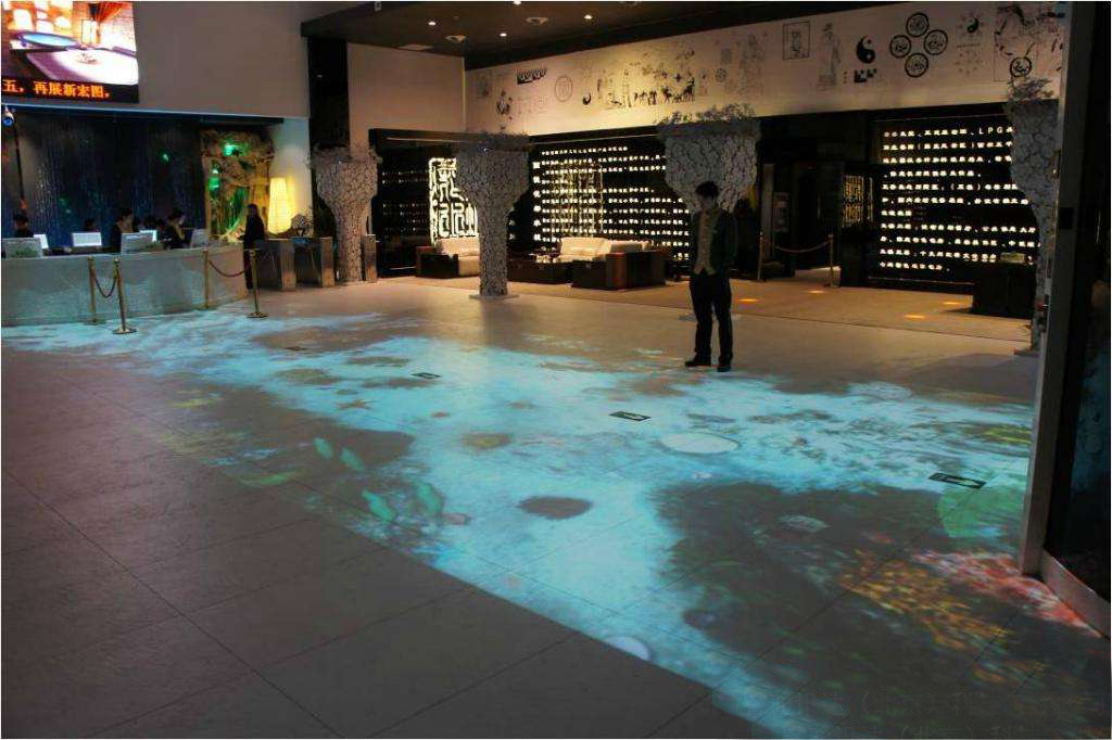 地面互動投影應用